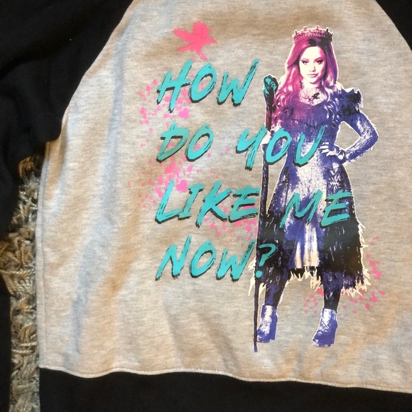 Disney Descendants Soft Long Sleeve sweater - Picture 2 of 3